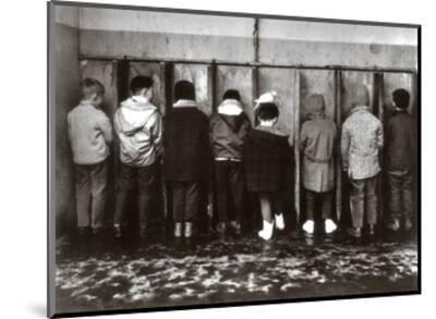 Pipi Pigeon - Wood-Mounted Wall Art Print, 12x9